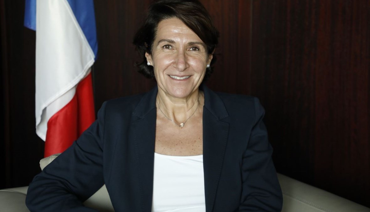 السفيرة الفرنسية في بيروت آن غريو