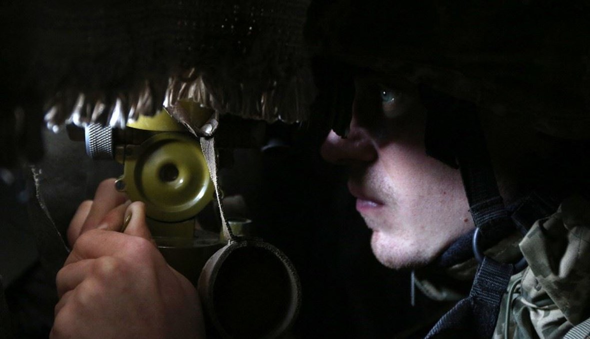 جندي من القوات العسكرية الأوكرانية (أ ف ب). 