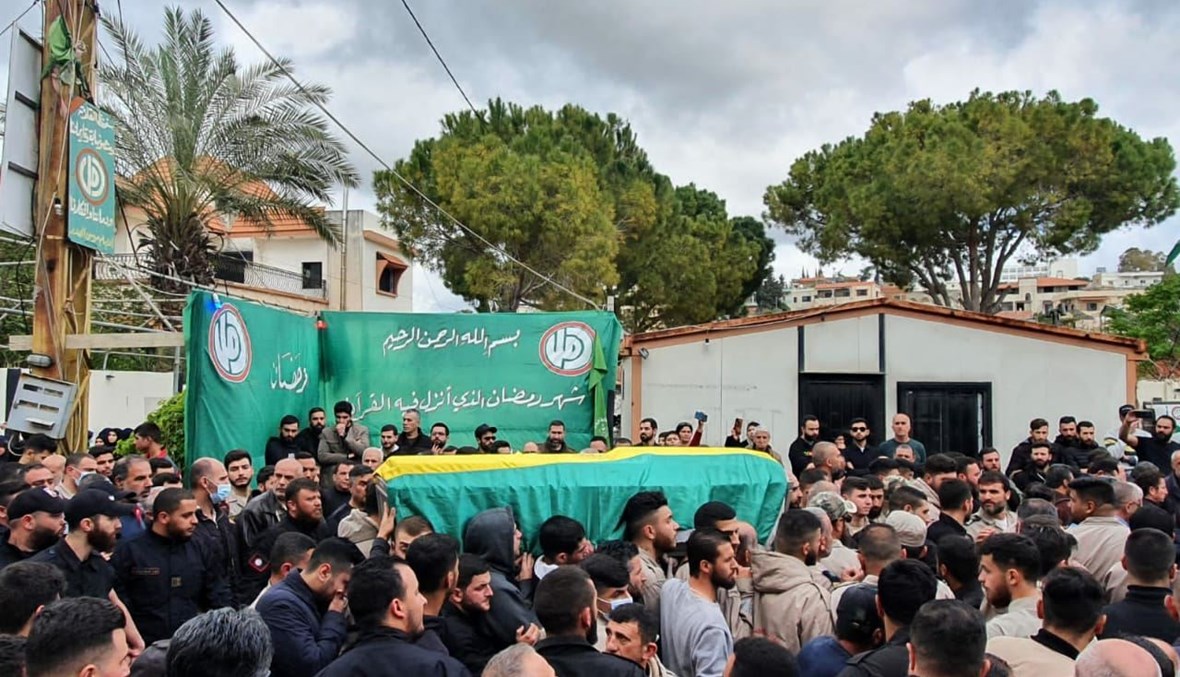 حركة "أمل" وأهالي بنعفول شيّعوا جثمان علي الرز الذي قضى بالانفجار