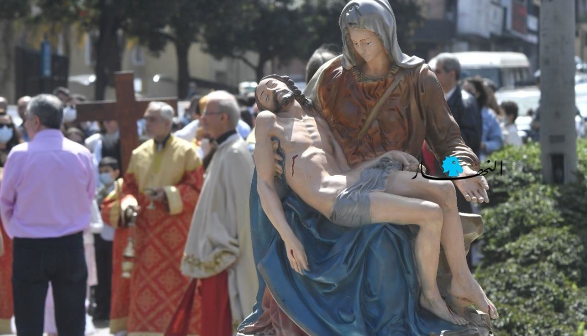 عالقون نحنُ بين شعانين وقيامة