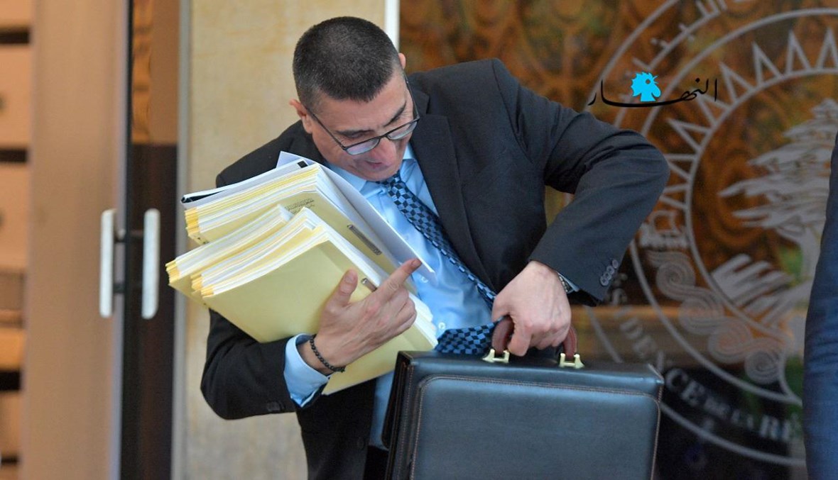 الوداع الحكومي: تمريرات الخطط والتعهدات المتناقضة